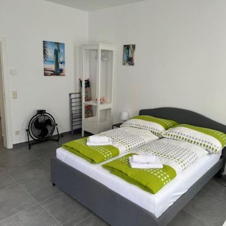 Klein Aber Fein Mit Terrasse Apartment Vienna Exterior photo